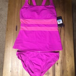Nike Swim Suit. Medium Tankini